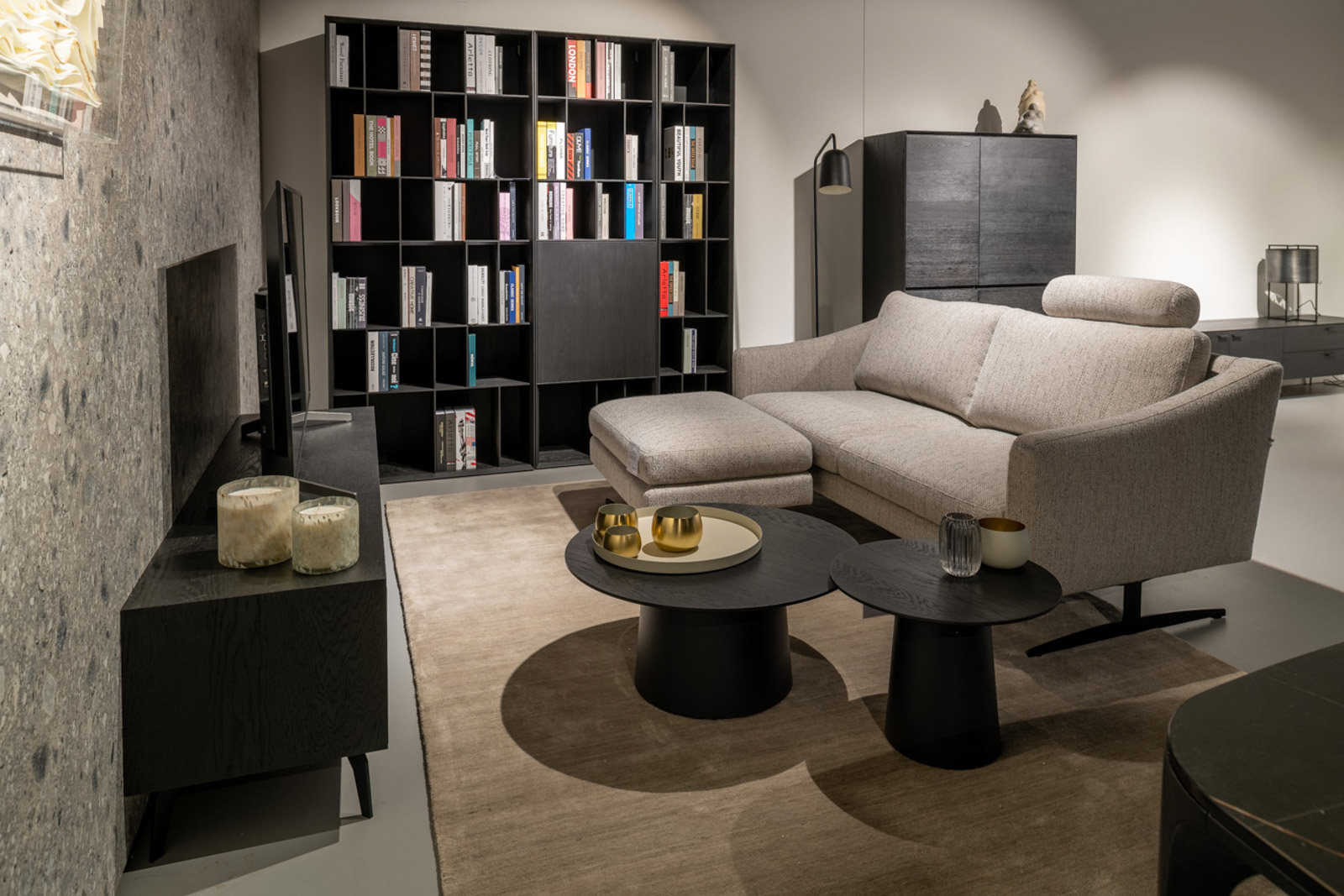 Overstock Schoten