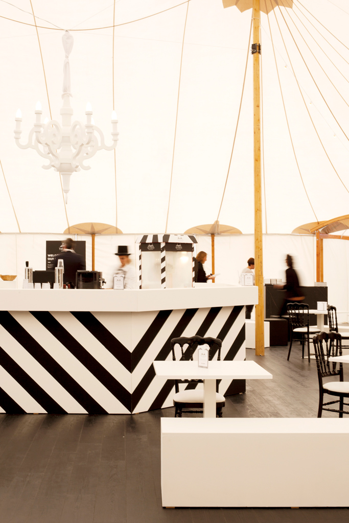 The-Circus-3
