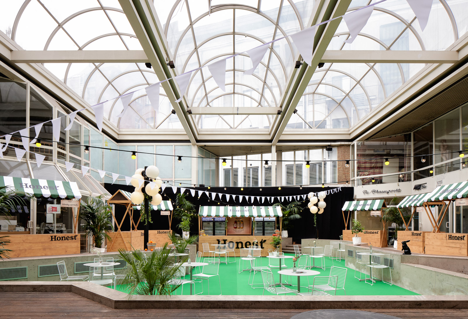 Braempoort Pop-up Honest by King George - photo © Dennis De Sme