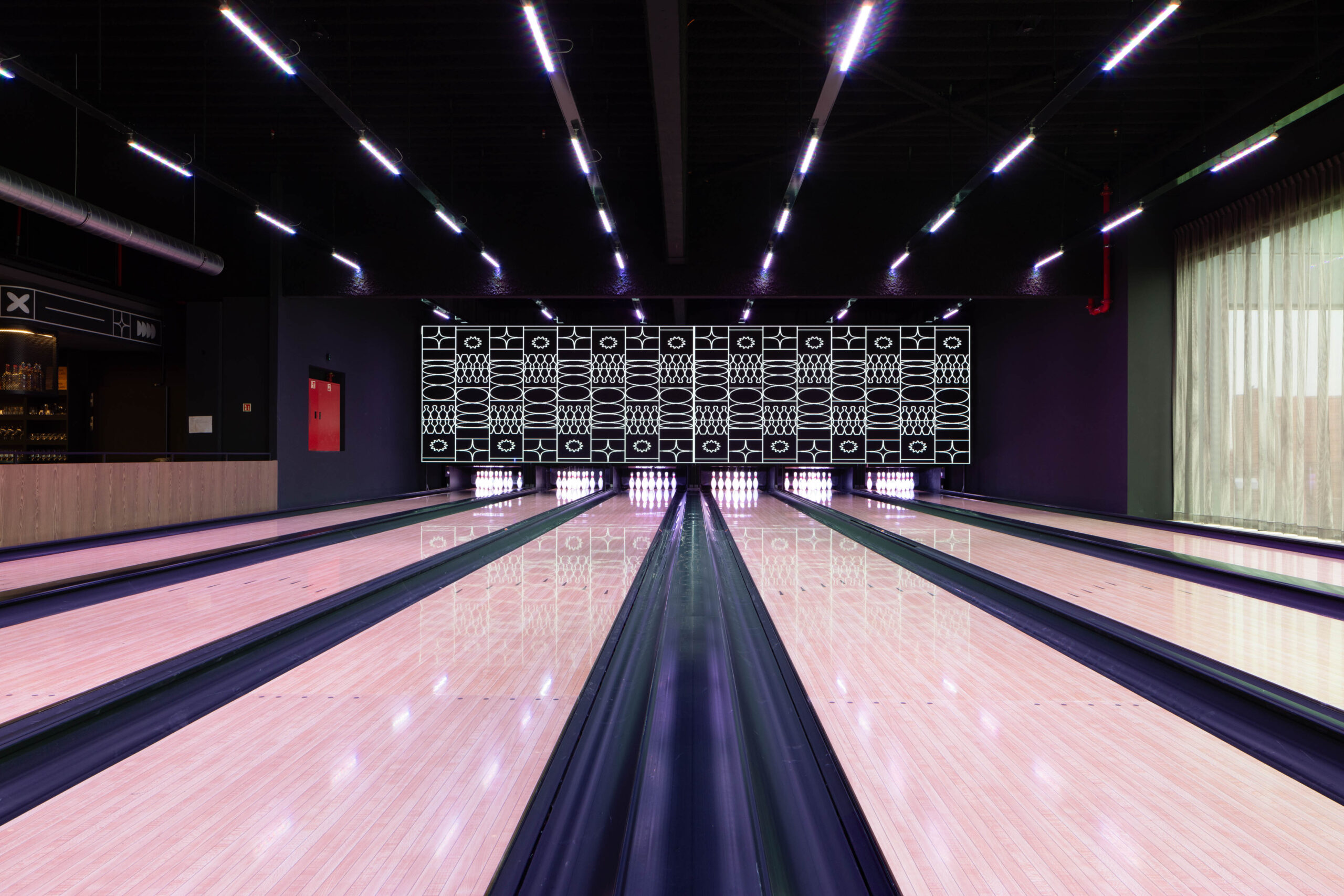 Bowling stone by king george photography by Alexandre Van Battel-5